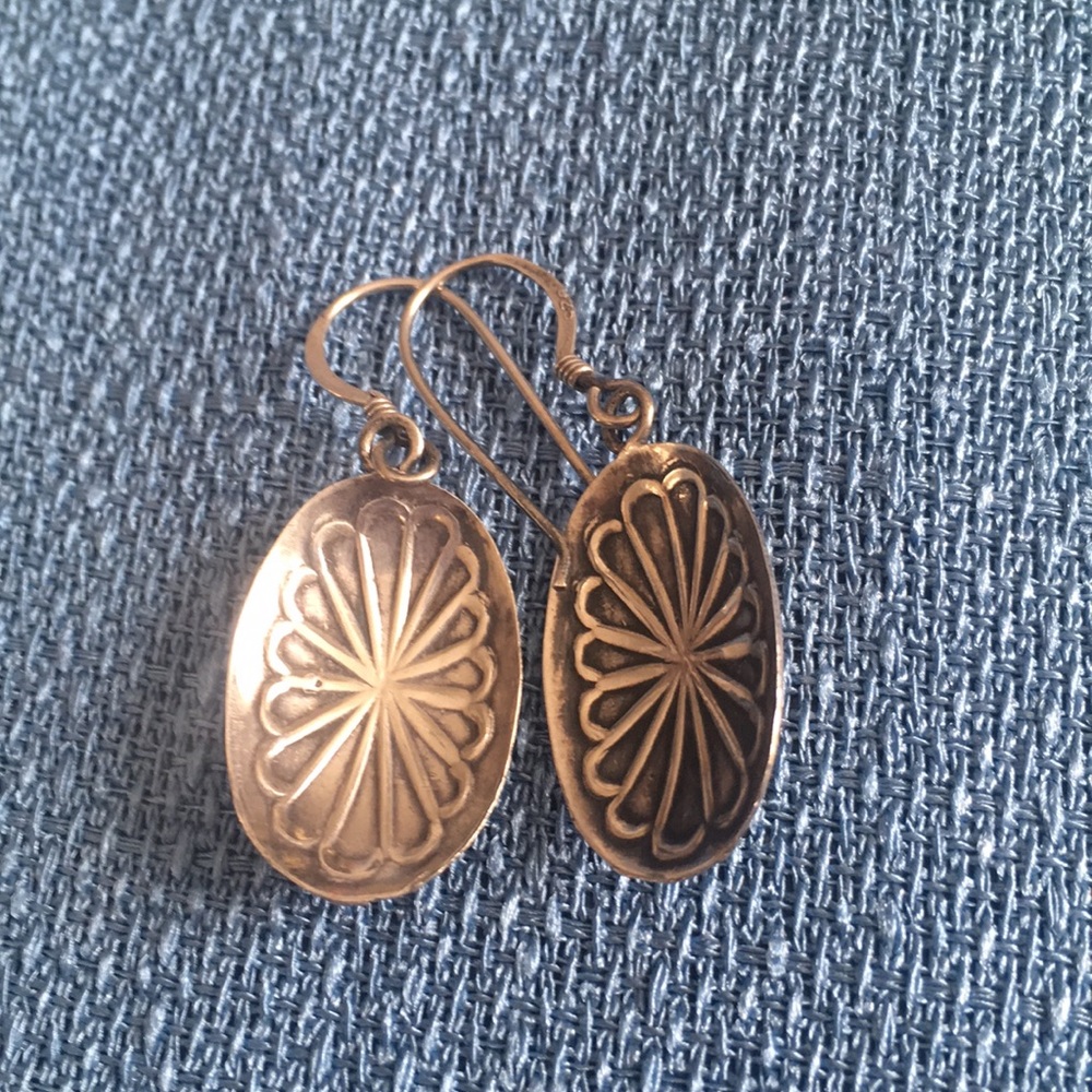 Sterling Silver medallion earrings - Picture 2 of 4